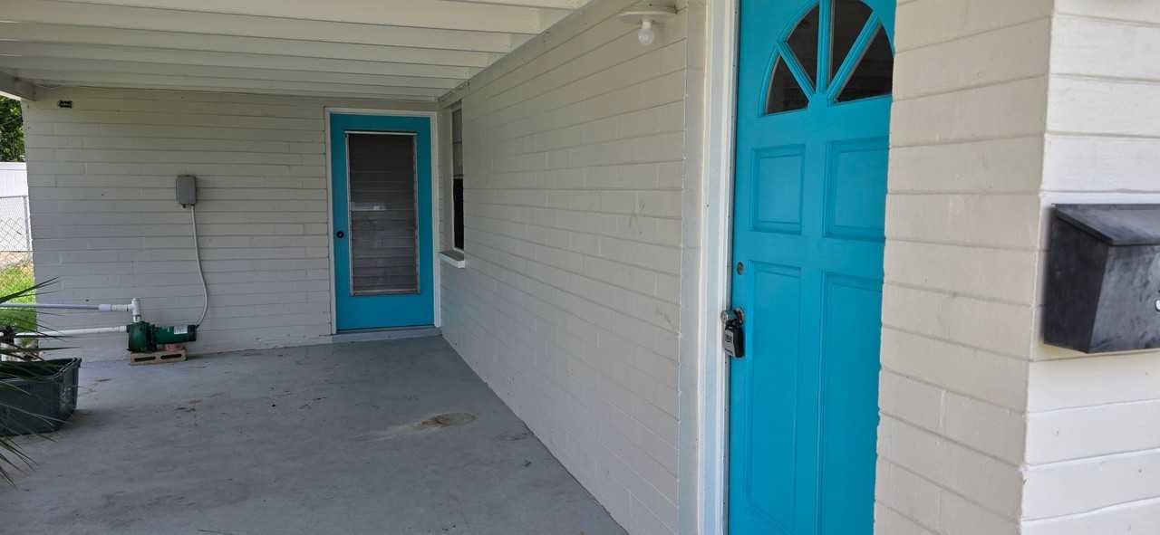 58 Tropical Dr - Photo 2 of 16