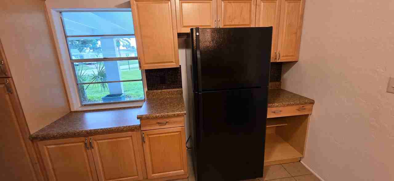 58 Tropical Dr - Photo 6 of 16