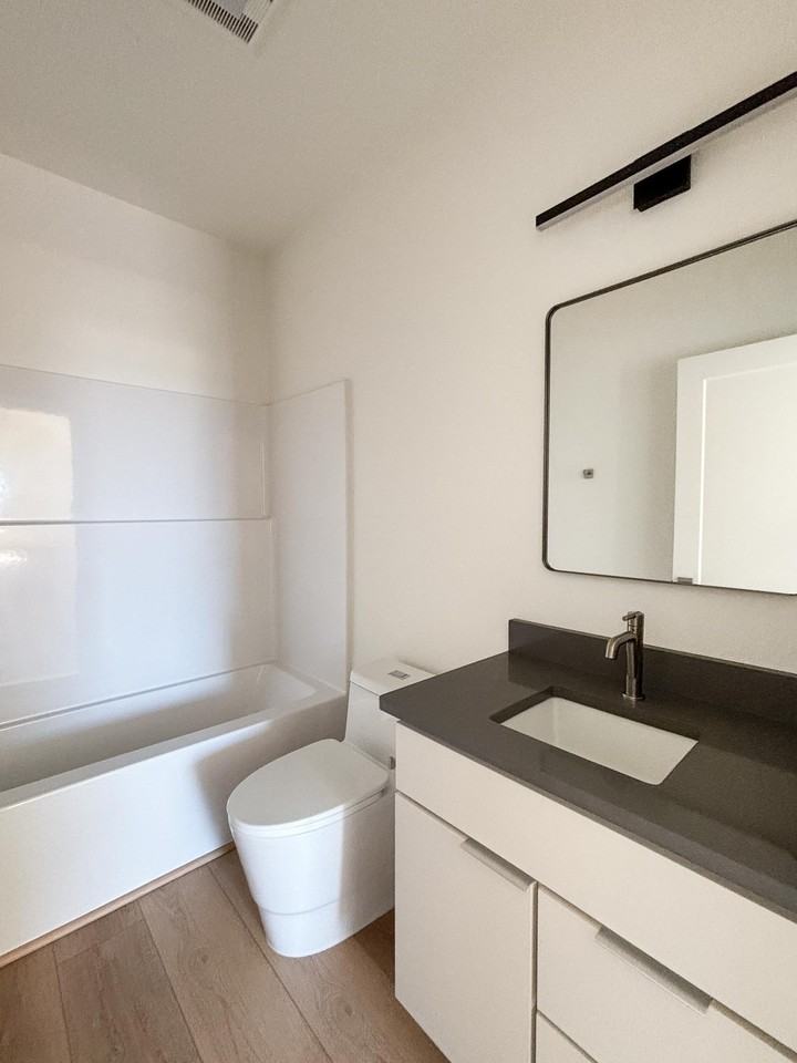 1409 Windsor Dr #C - Photo 7 of 10