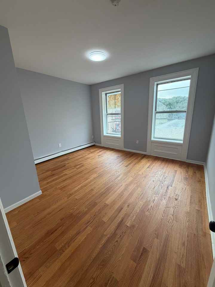 407 Main St #3 - Photo 7 of 10