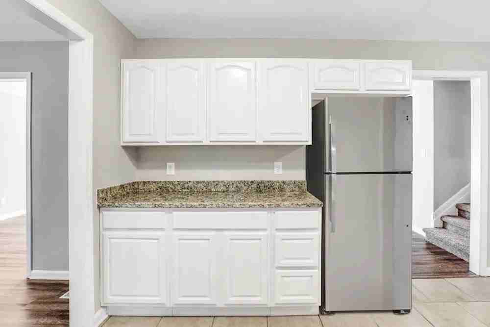 10017 Edgebrook Ln - Photo 5 of 19