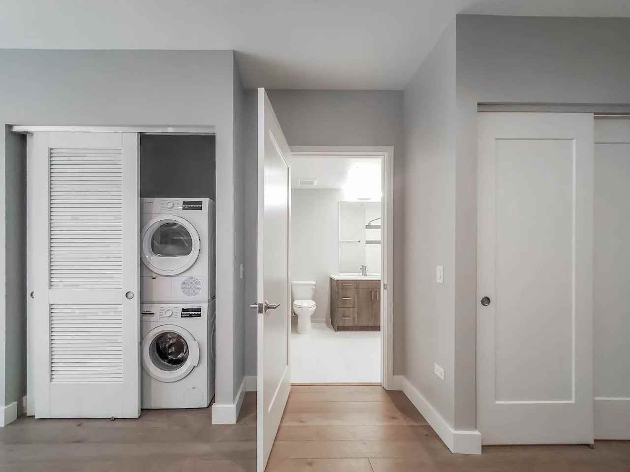 1190 N Clark St - Photo 7 of 12