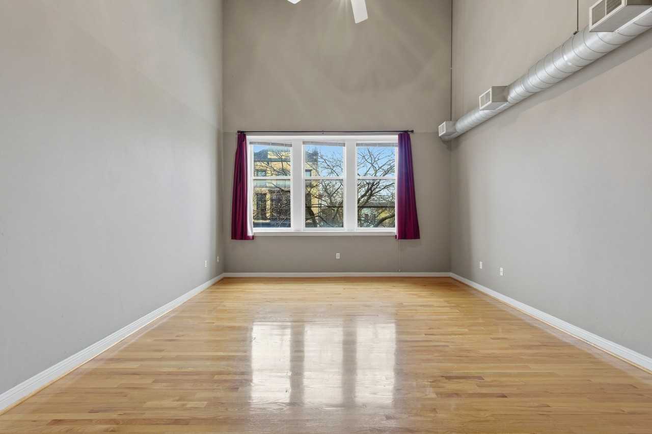 314 W Vine St #6 - Photo 2 of 14