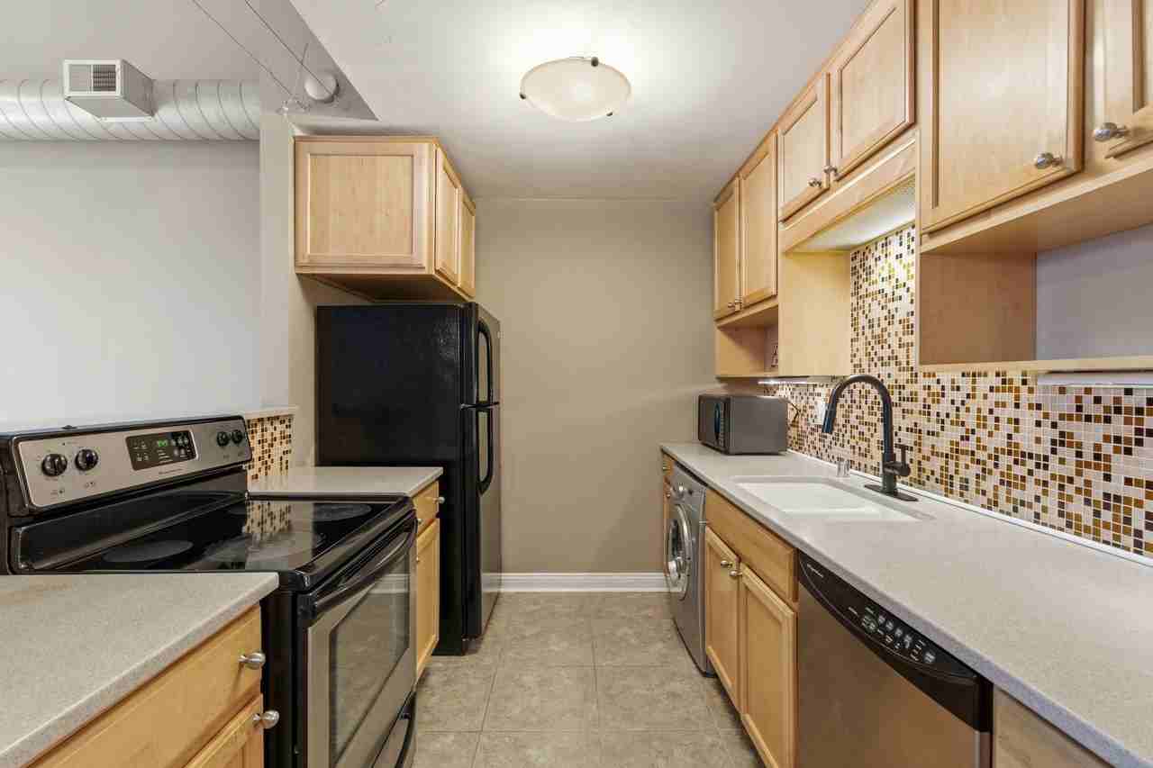 314 W Vine St #6 - Photo 4 of 14