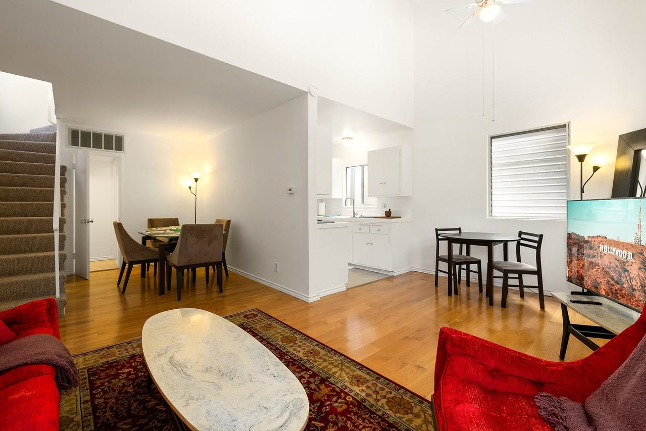 8572 Wonderland Ave - Photo 6 of 18