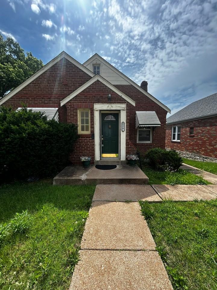 8554 Oriole Ave - Photo 2 of 50