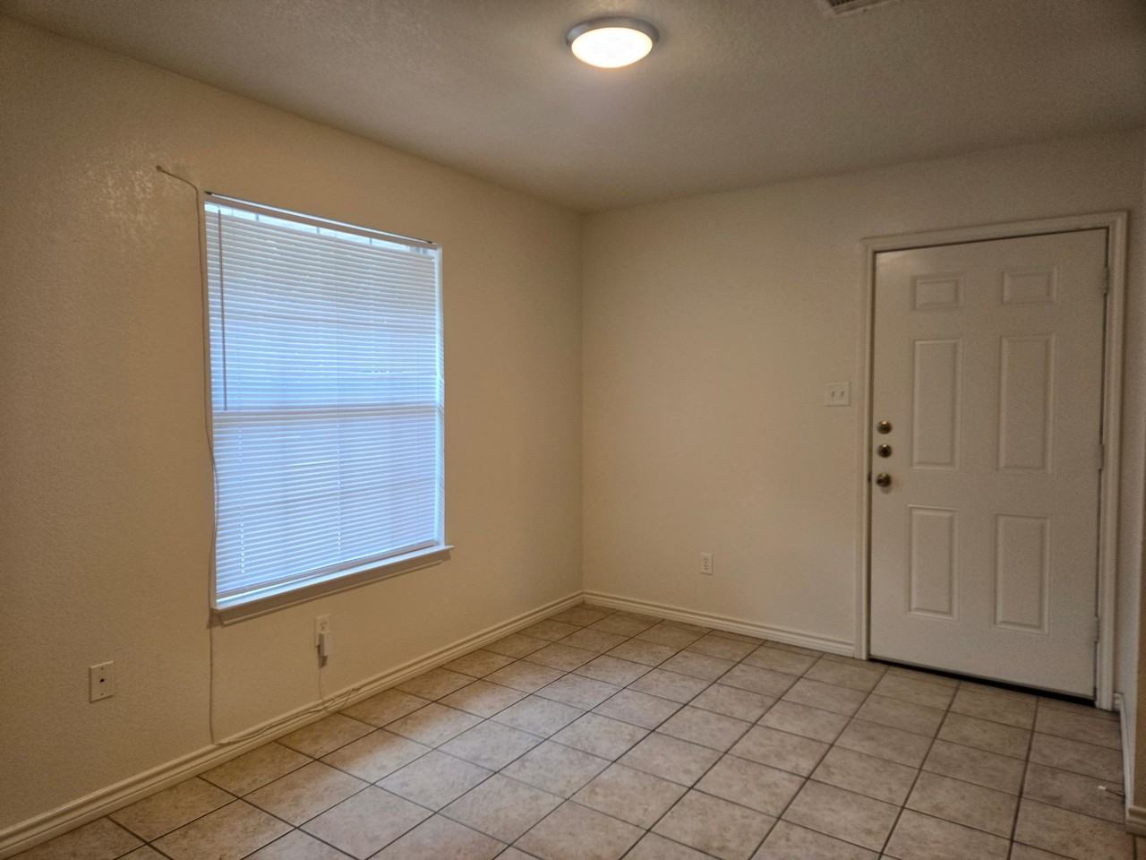 3714 Oldenburg Ln #3710 - Photo 3 of 11