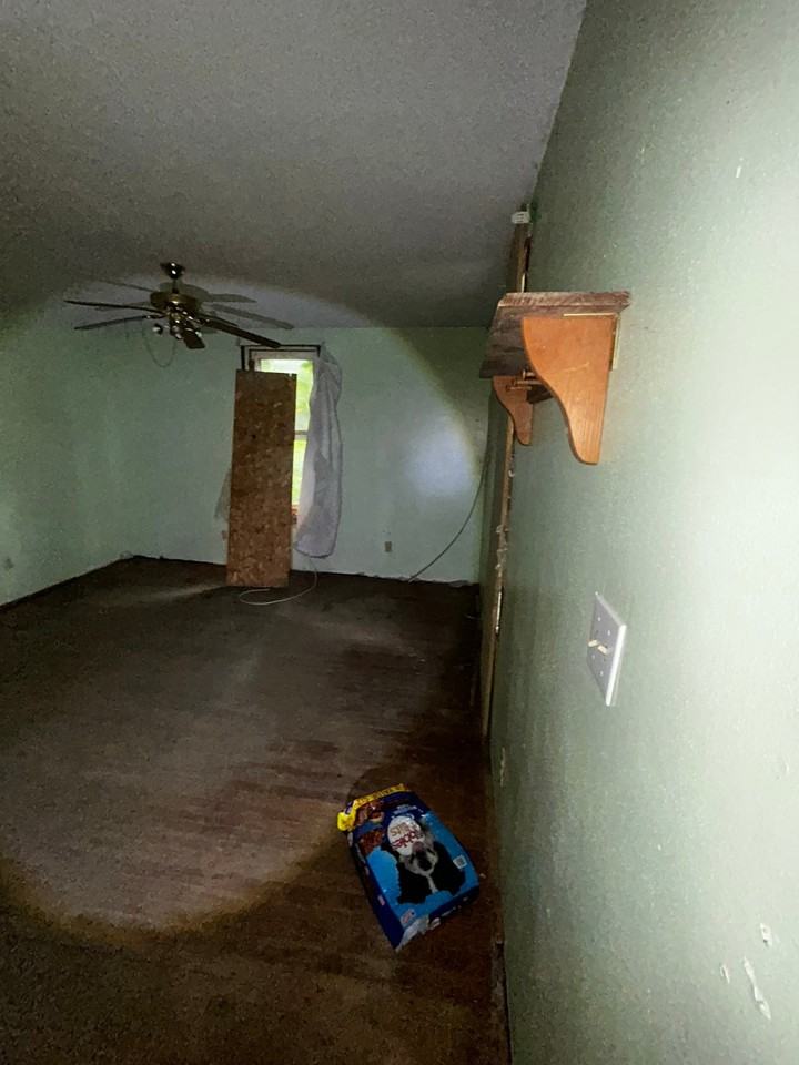 8521 Clifton Ave - Photo 6 of 39