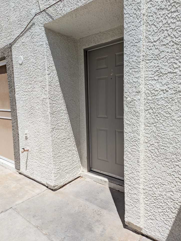 203 Oro Canyon St #1 - Photo 5 of 27
