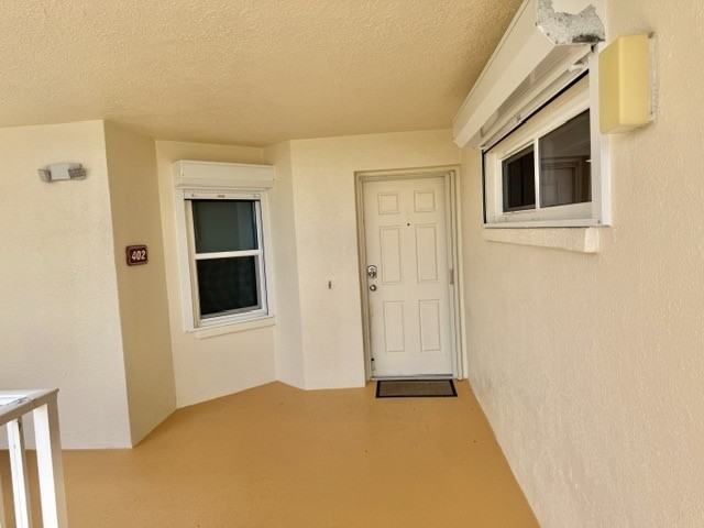 7028 Sevilla Ct #402 - Photo 3 of 34