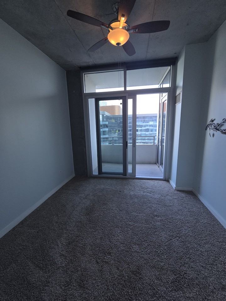 1720 S Michigan Ave #1106 - Photo 6 of 17