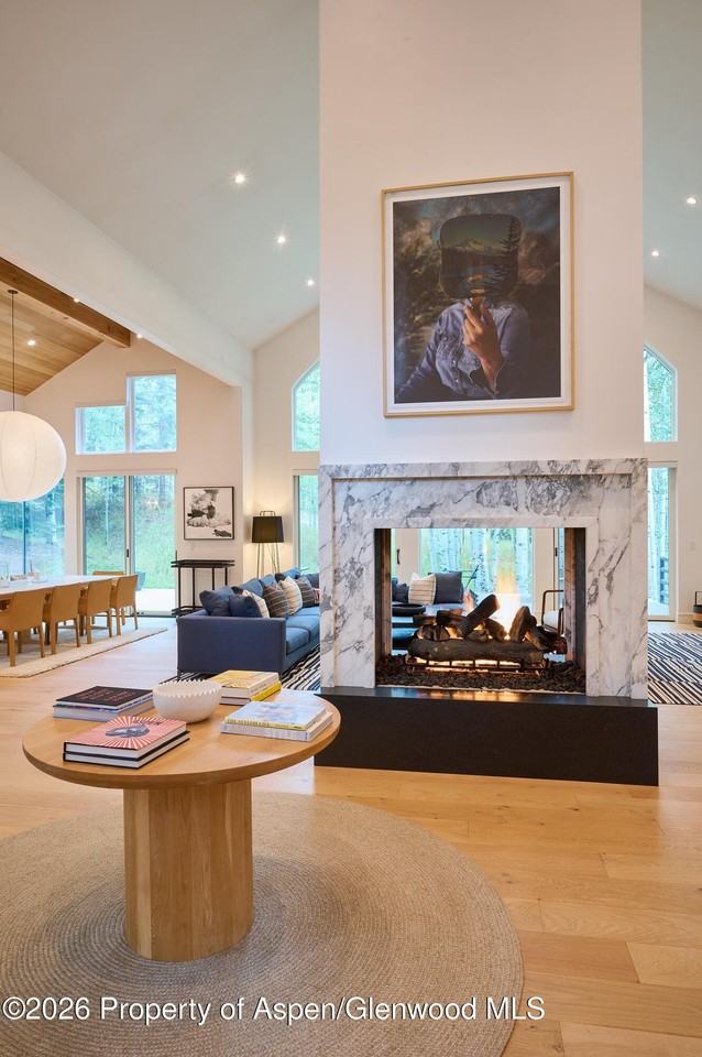 405 Glen Eagles Rd - Photo 4 of 29