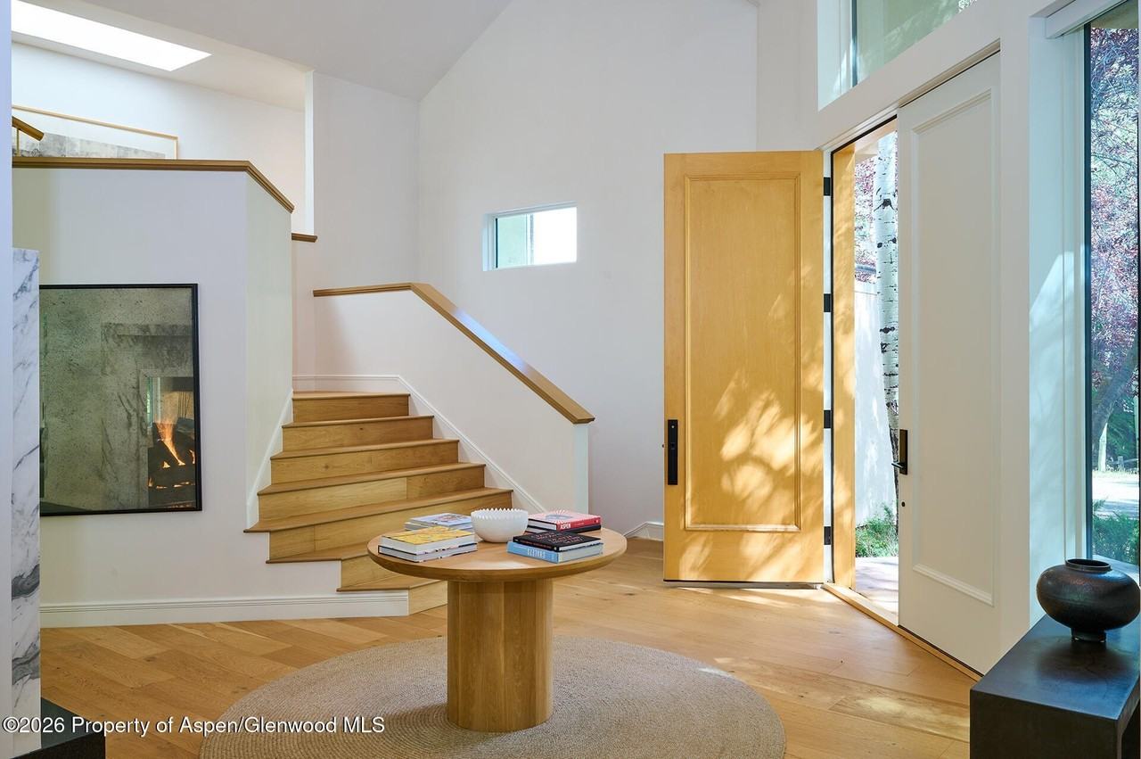 405 Glen Eagles Rd - Photo 5 of 29