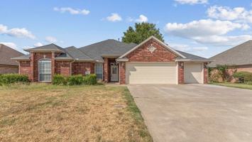 featured image of 884 Palisades Ave