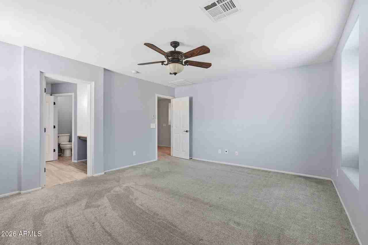 1006 S Deerfield Ln - Photo 7 of 17