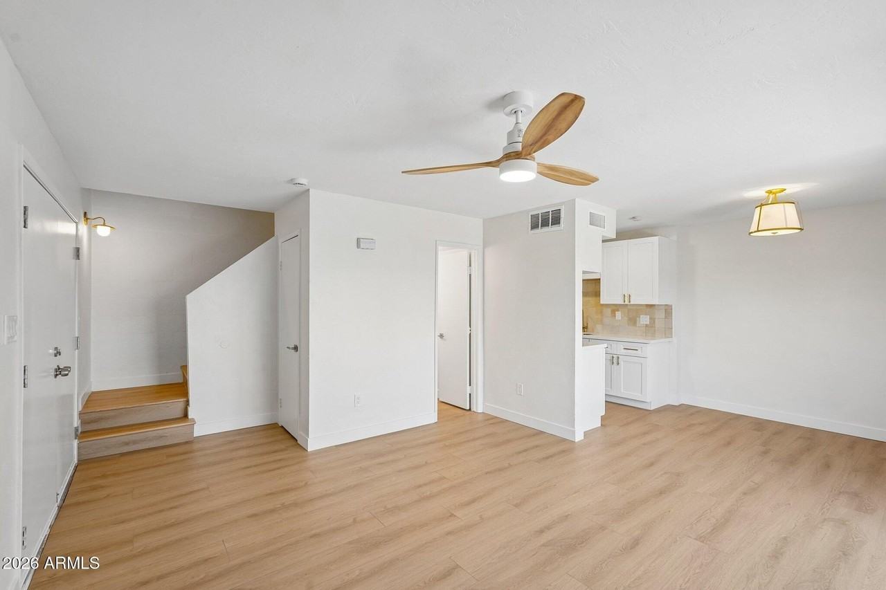 5919 W Golden Ln - Photo 2 of 21