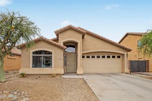 featured image of 642 W Mesquite Tree Ln