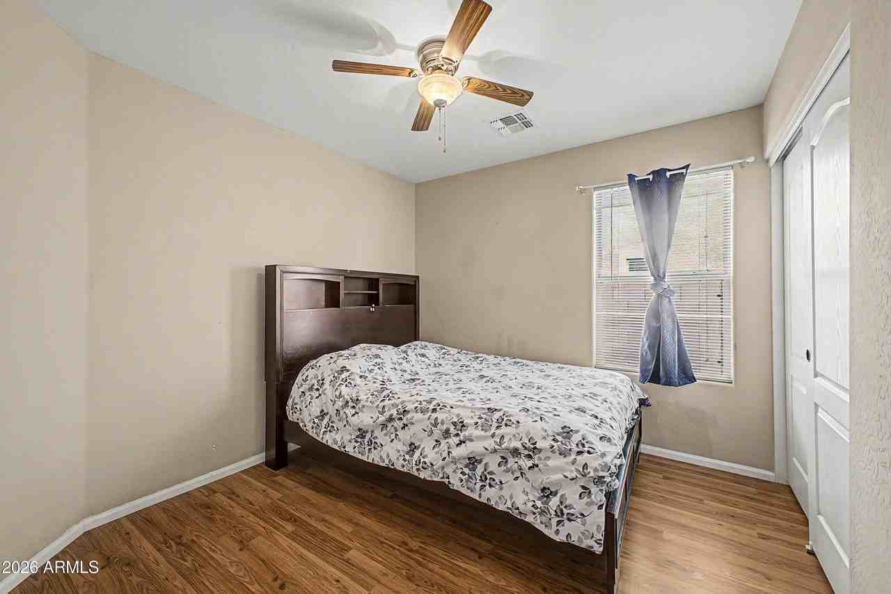 642 W Mesquite Tree Ln - Photo 4 of 7