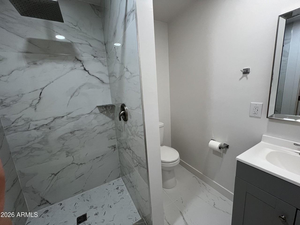901 N Coolidge Ave - Photo 3 of 12