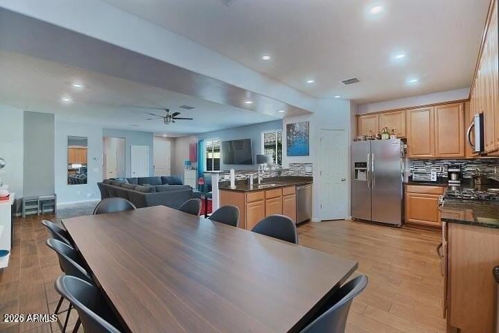 854 E Dumbarton Ave - Photo 6 of 24