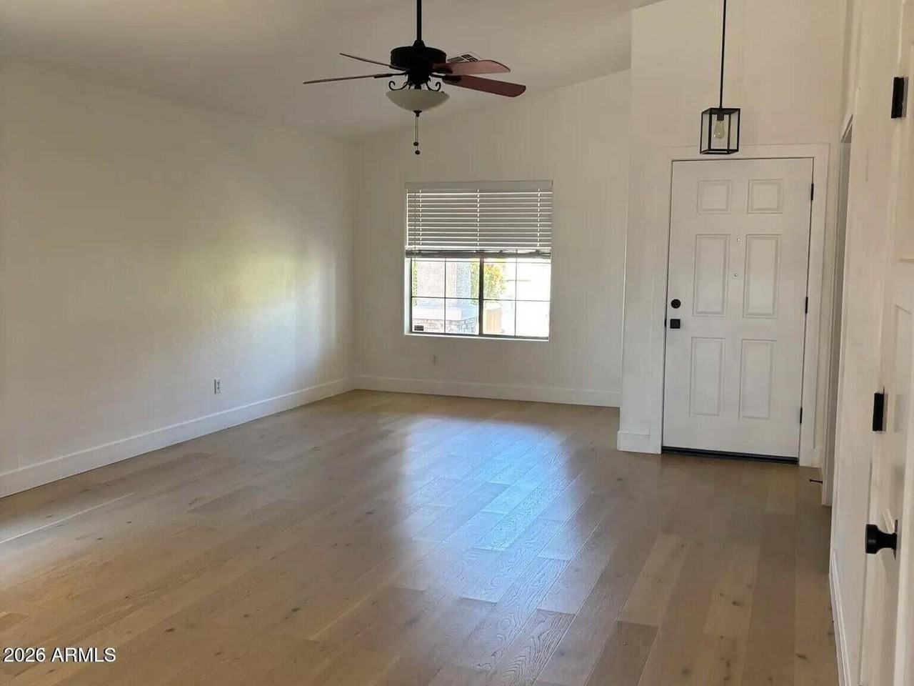 12735 W Verde Ln - Photo 3 of 23