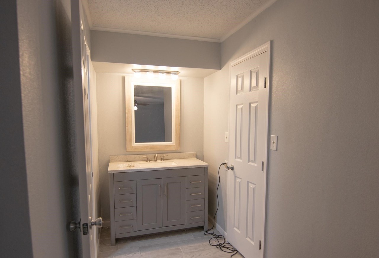 3306 Timberlane Cir - Photo 7 of 14