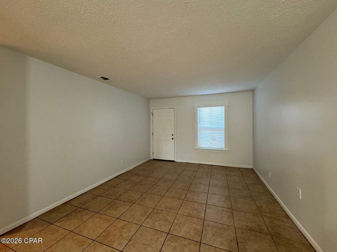 1501 Chestnut Ave #C - Photo 2 of 10