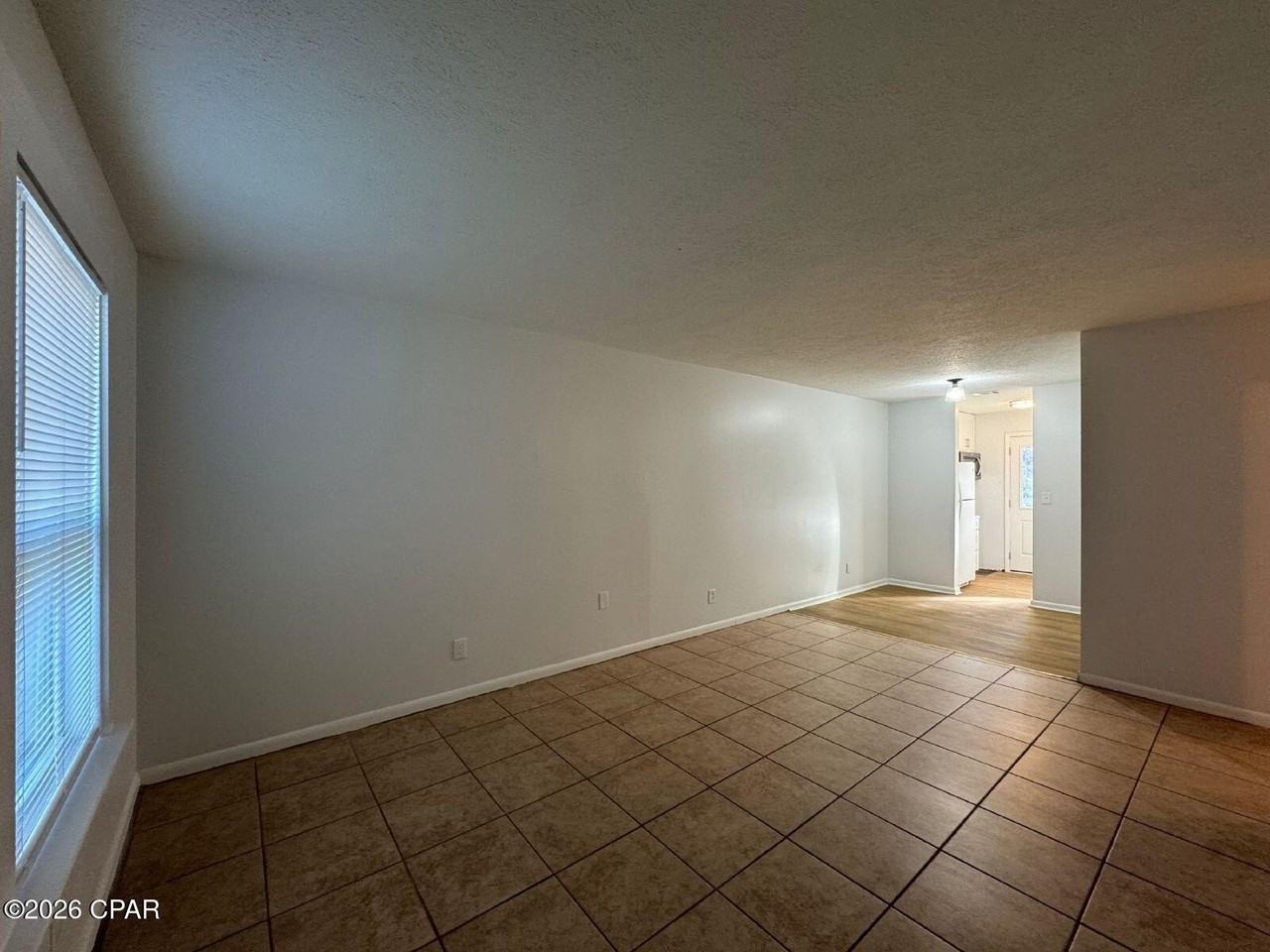 1501 Chestnut Ave #C - Photo 3 of 10