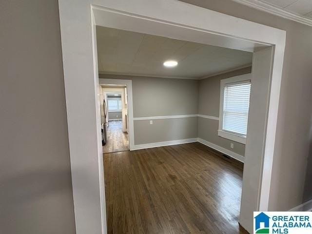 336 3rd St Se - Photo 4 of 16
