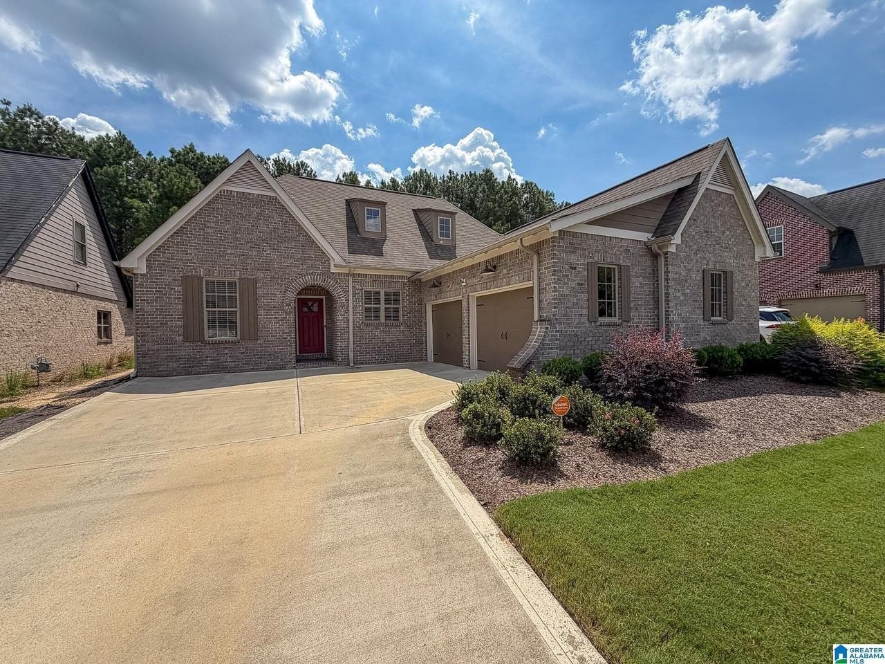 5259 Park Side Cir - Photo 2 of 31