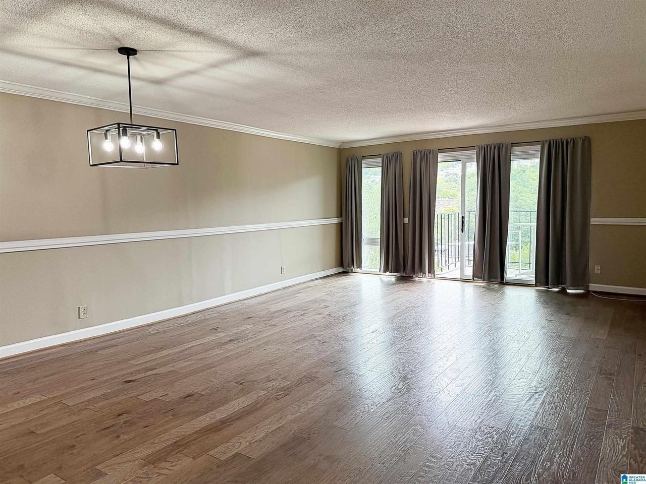 2717 Highland Ave S #805 - Photo 2 of 16