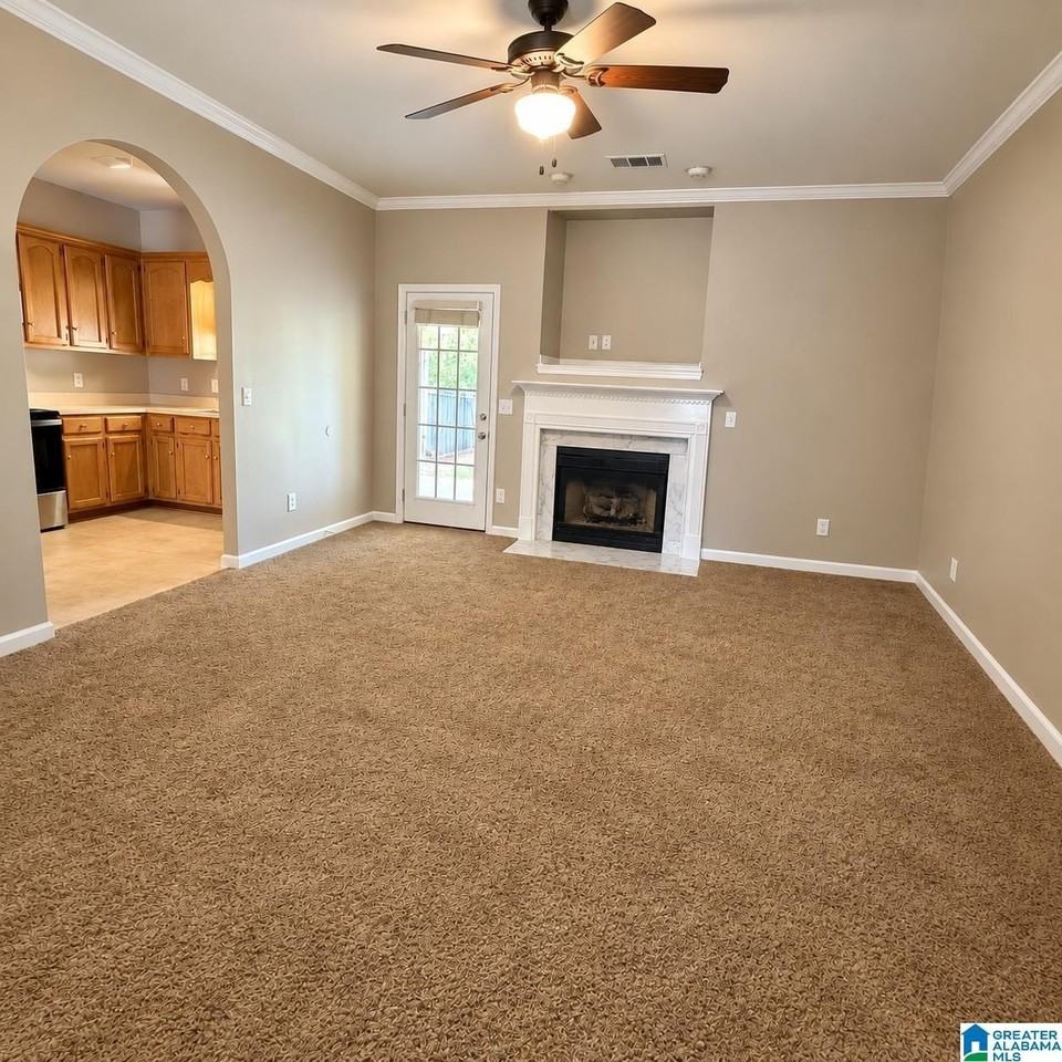 105 Shine Dr - Photo 2 of 18