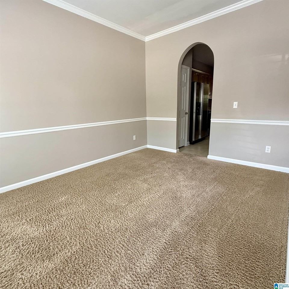 105 Shine Dr - Photo 6 of 18