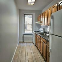 868 E 7th St #3D - Photo 1 of 1