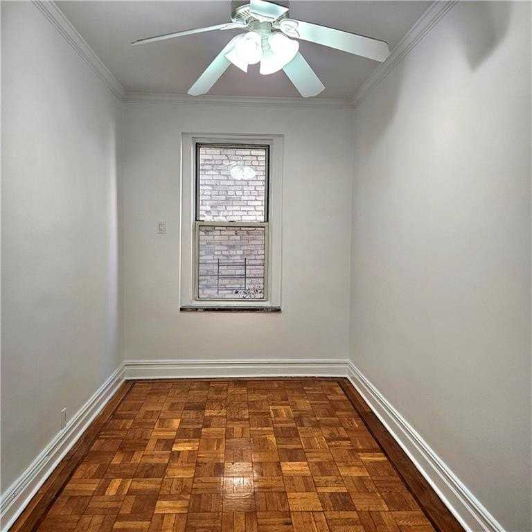 868 E 7th St #3D - Photo 5 of 14