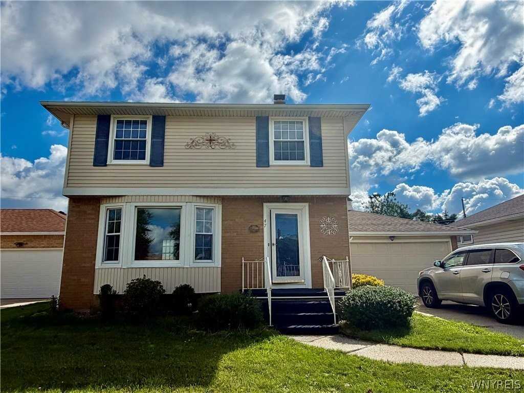 47 Leonore Rd - Photo 2 of 15