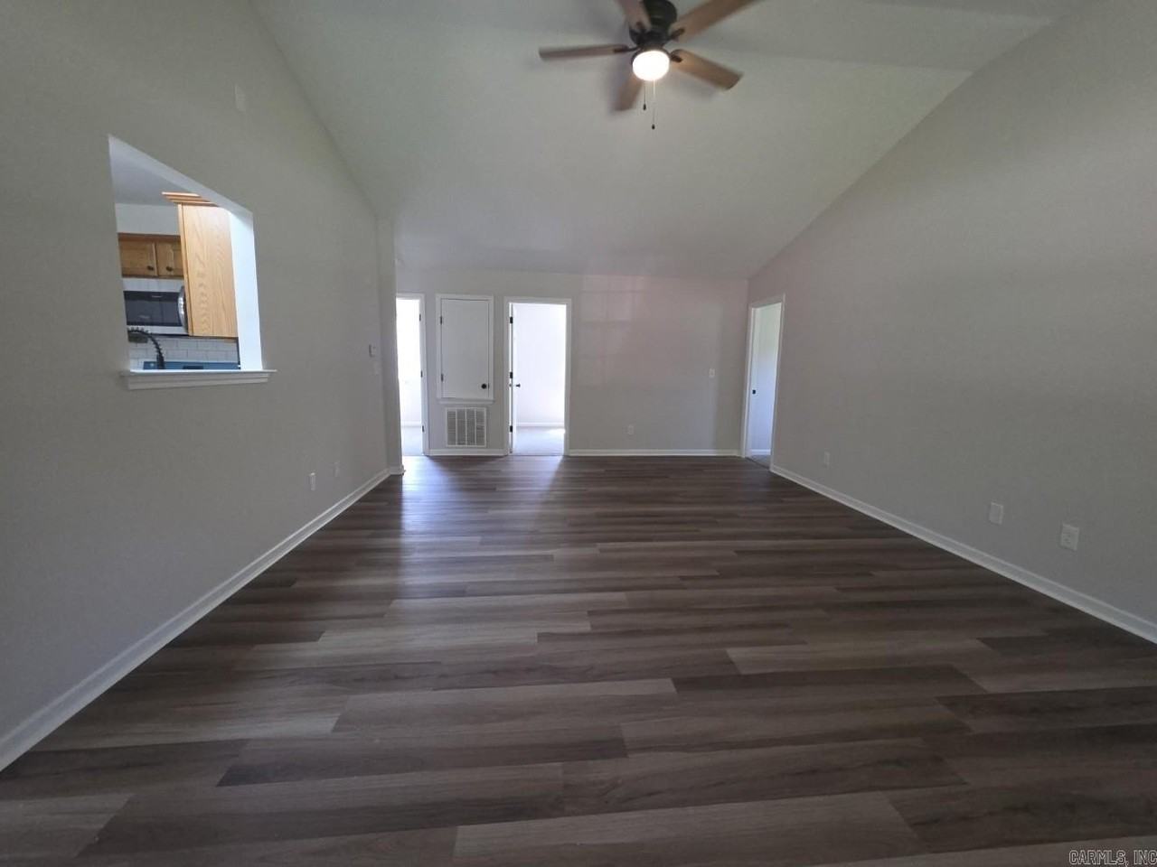 209 Rose St - Photo 3 of 29