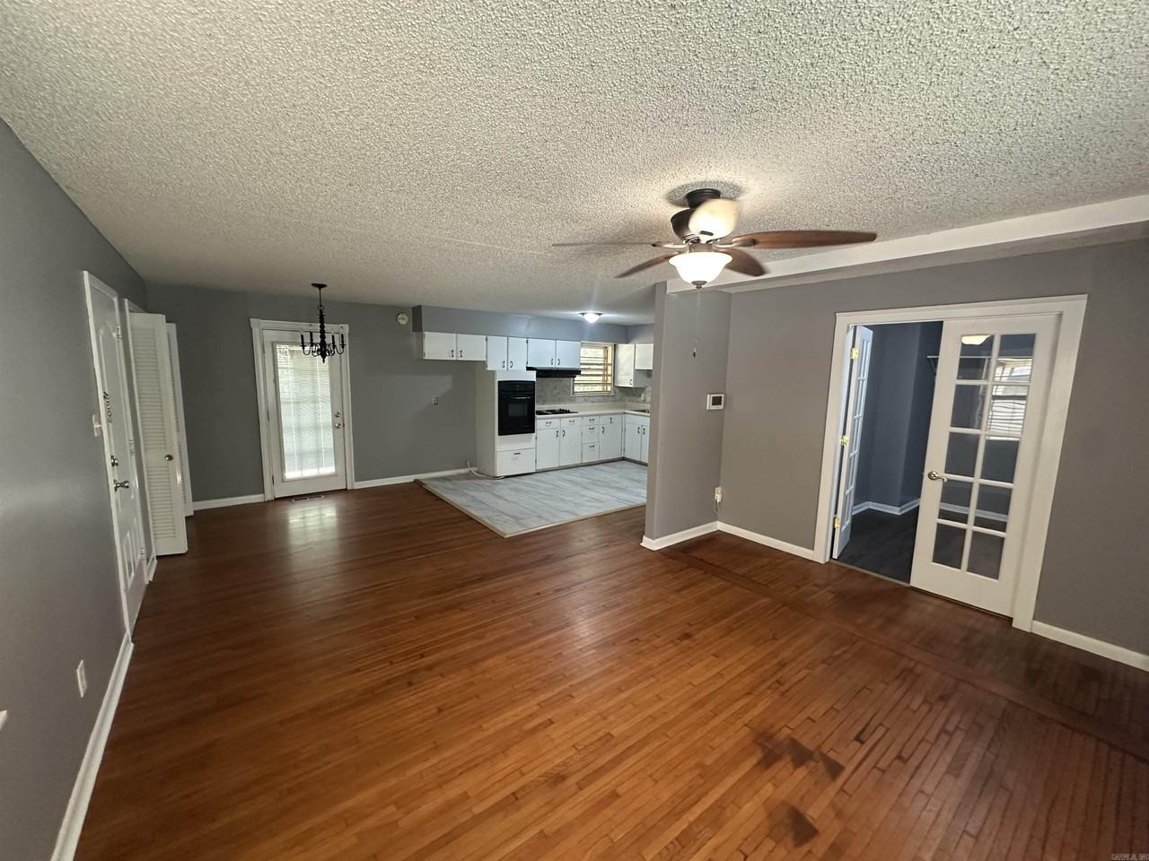 11518 Chipwood Dr - Photo 3 of 19