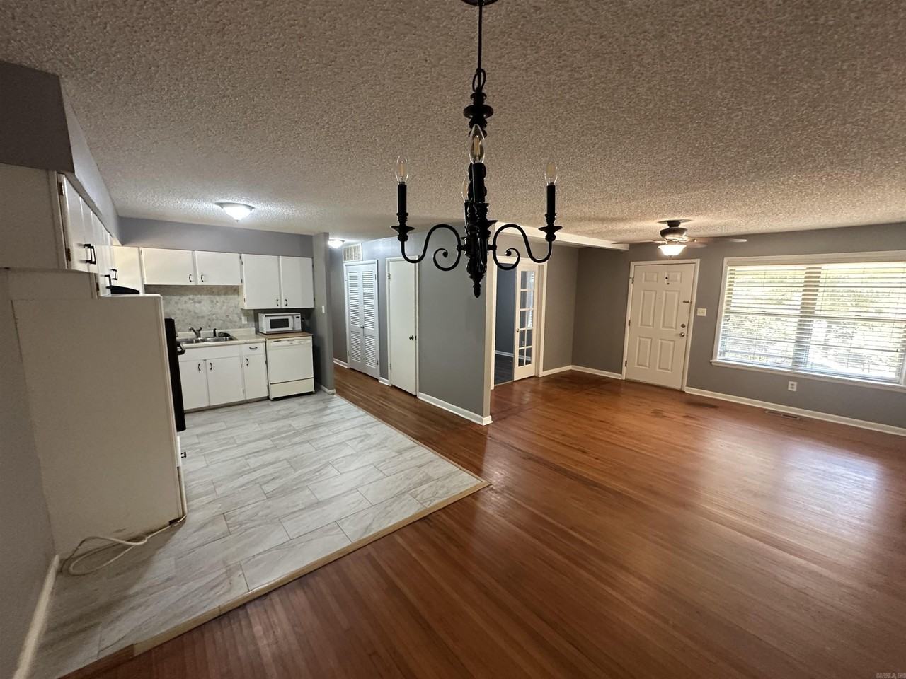 11518 Chipwood Dr - Photo 4 of 19