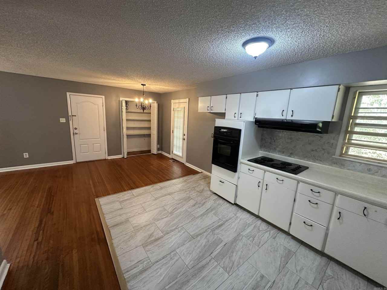 11518 Chipwood Dr - Photo 5 of 19