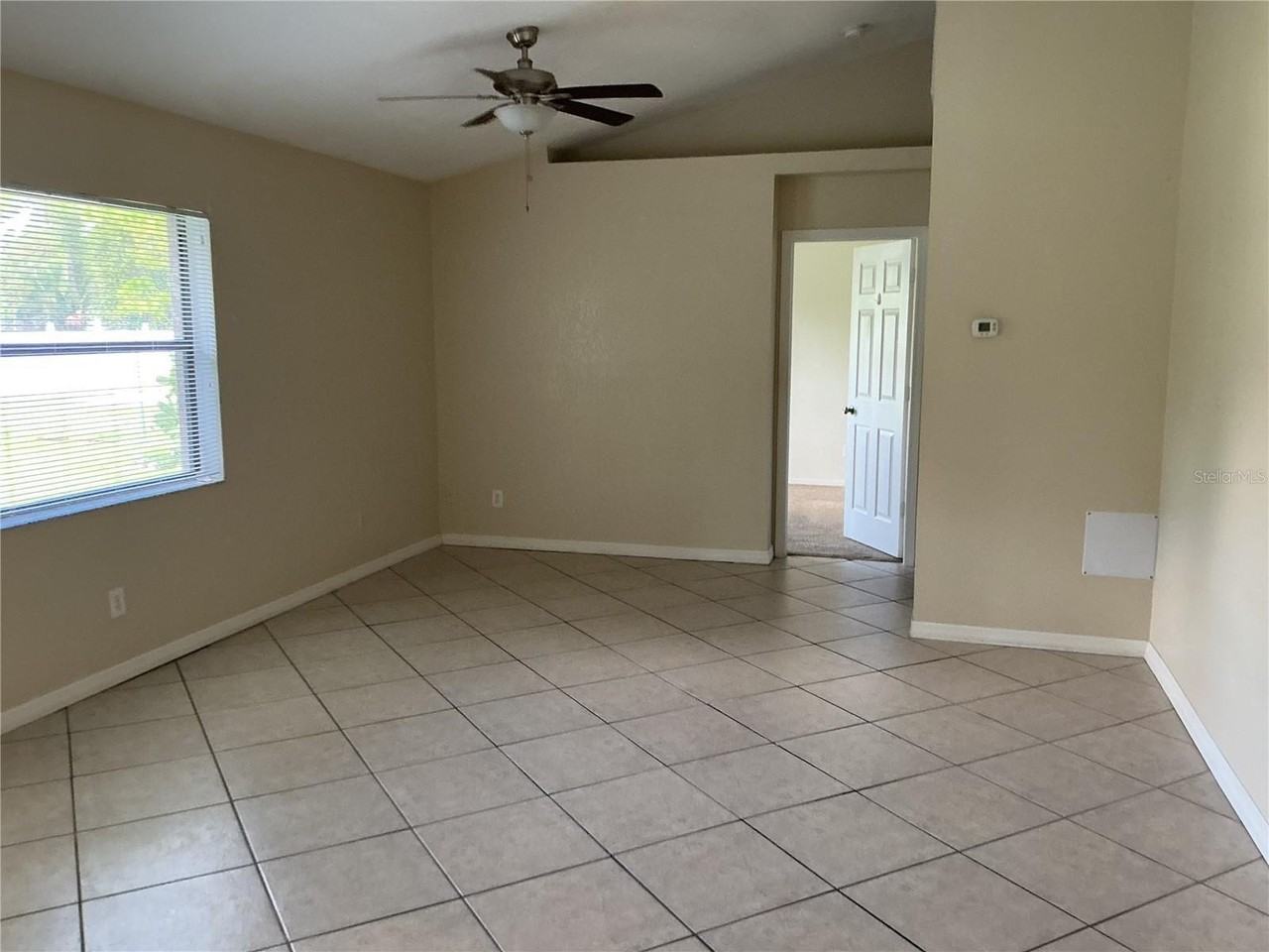 1237 N Cranberry Blvd - Photo 6 of 13