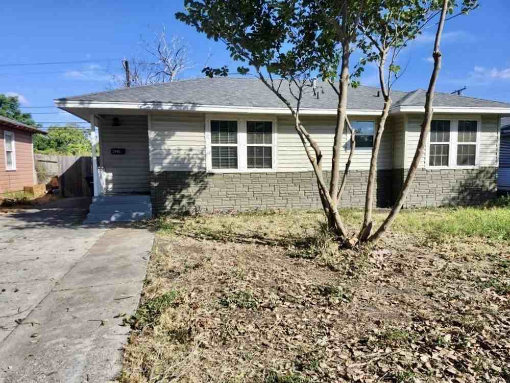 4214 Markins Dr