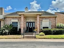 featured image of 67 Lake Shore Dr