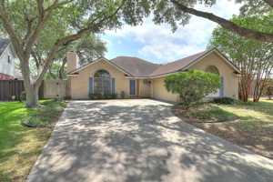 featured image of 4321 Holly Ridge Dr