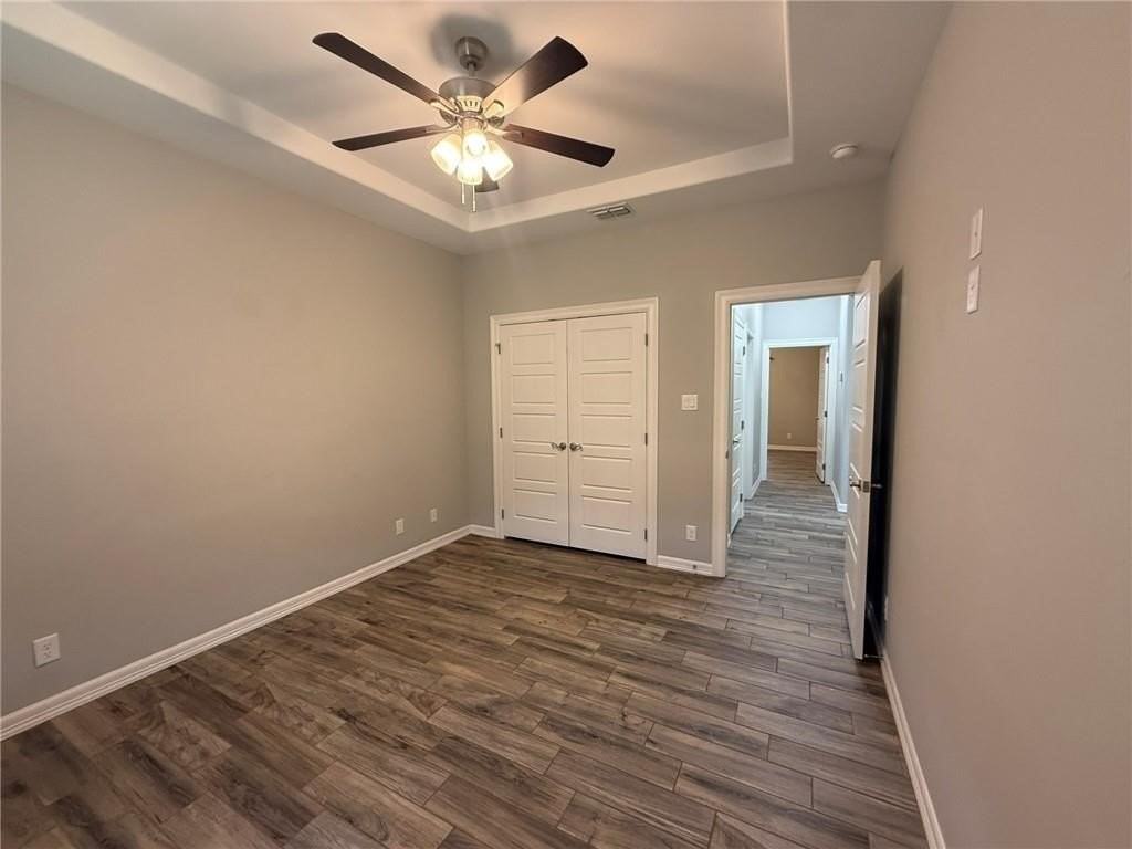 335 S 16th St - Photo 5 of 14