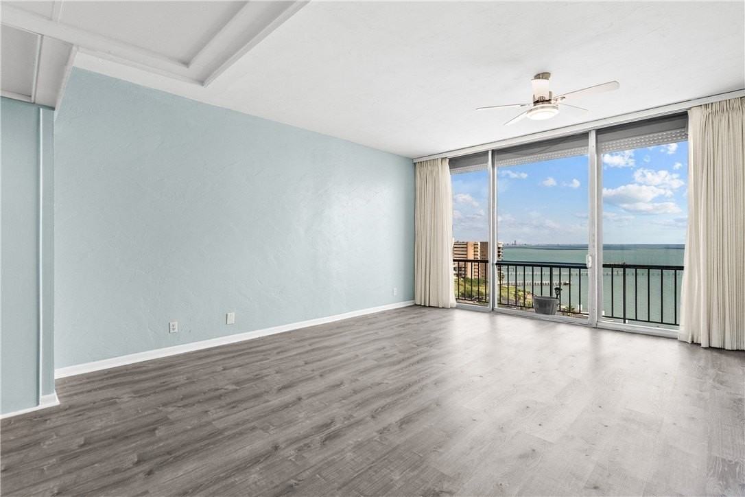 4600 Ocean Dr #1002 - Photo 6 of 34