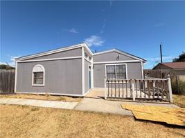 featured image of 912 Denver St