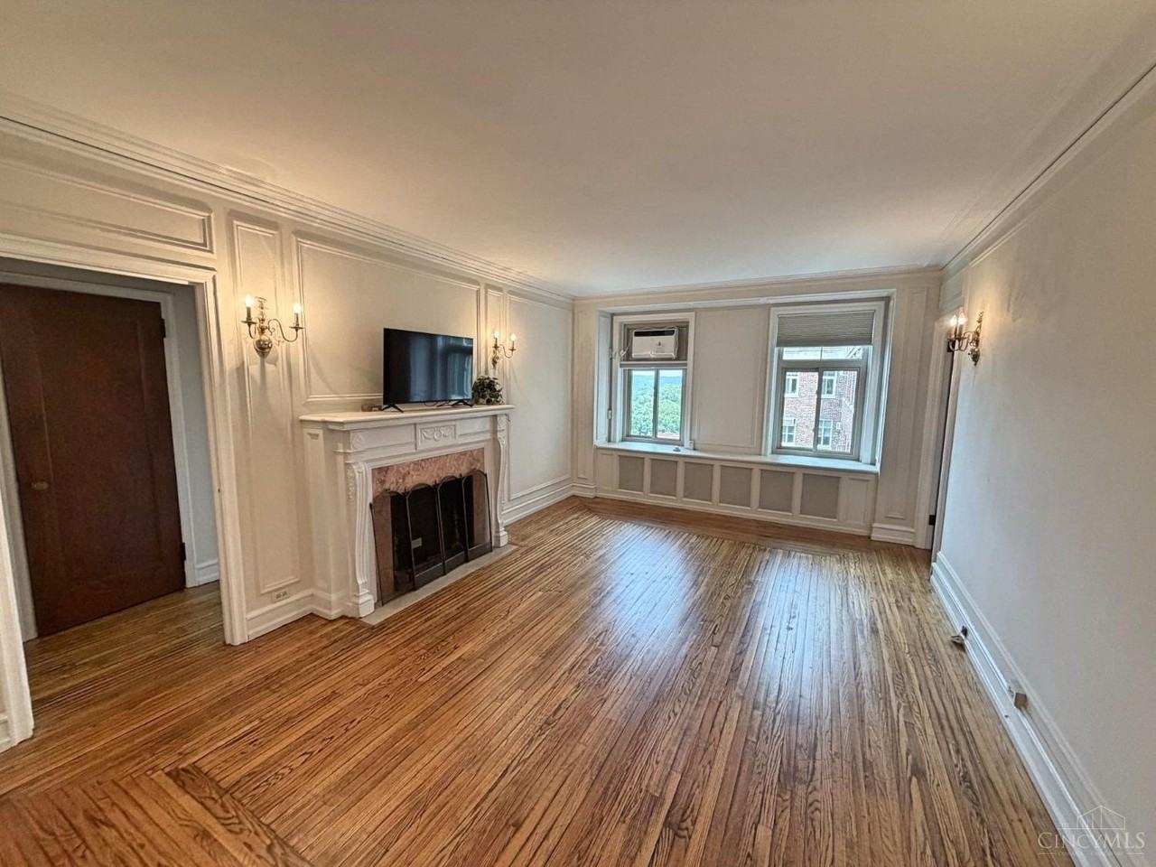 3900 Rose Hill Ave #905A - Photo 4 of 18