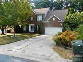 7910 Kingston Dr - Photo 1 of 1