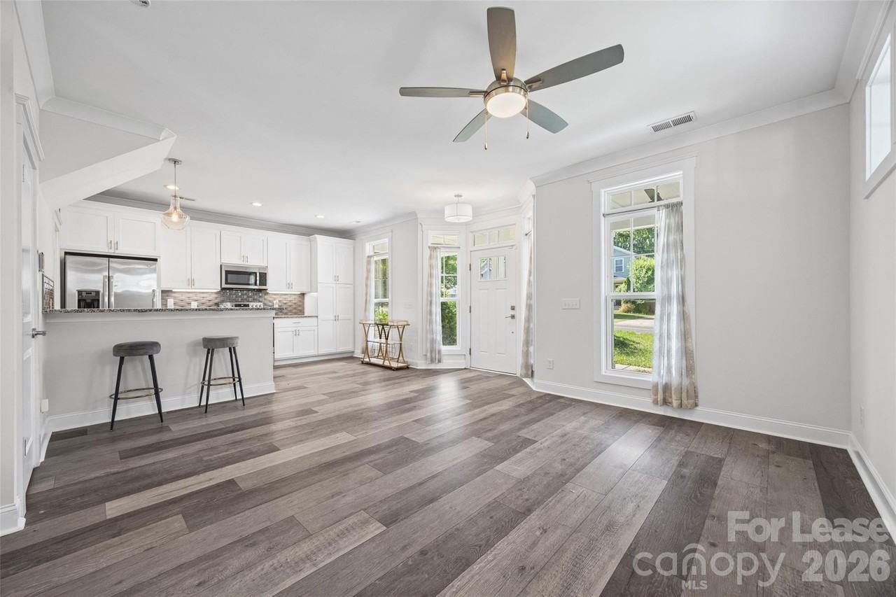 1512 Norris Ave - Photo 4 of 10